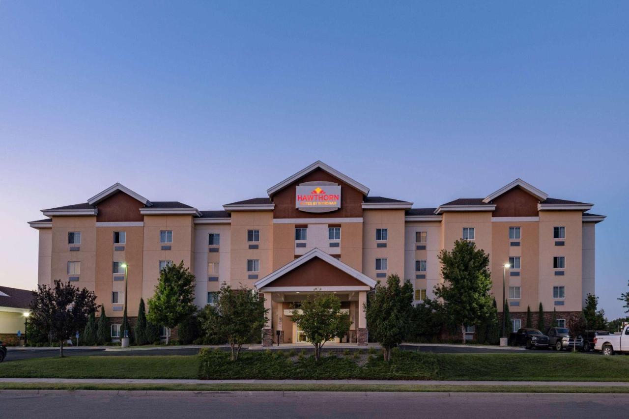 Hawthorn Suites By Wyndham Williston Eksteriør billede